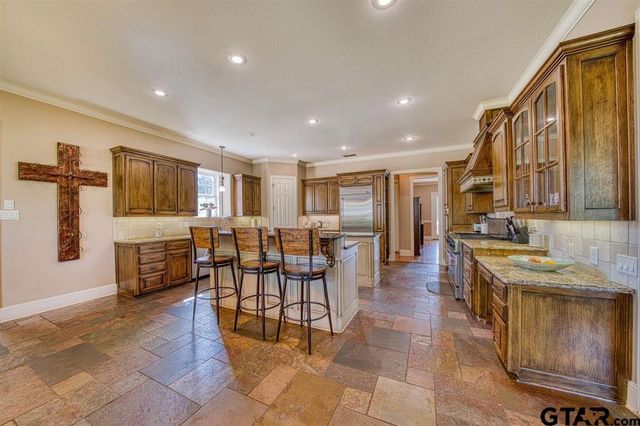 617 PR 1134, Gilmer, TX 75644