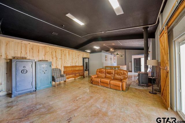 617 PR 1134, Gilmer, TX 75644