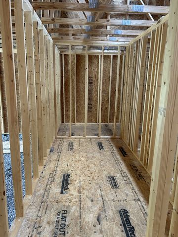 2075 Allardt Tinch Road, Jamestown, TN 38556