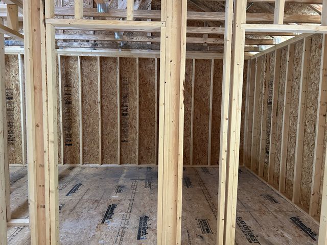 2075 Allardt Tinch Road, Jamestown, TN 38556