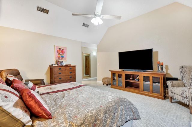 327 E Audubon Drive, Fresno, CA 93720