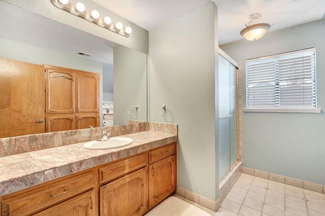 327 E Audubon Drive, Fresno, CA 93720