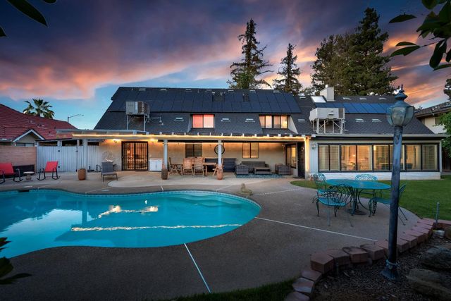 327 E Audubon Drive, Fresno, CA 93720