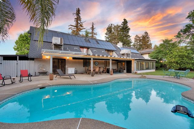 327 E Audubon Drive, Fresno, CA 93720