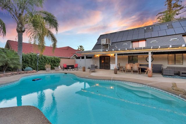 327 E Audubon Drive, Fresno, CA 93720