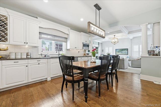 130 Wellington Road, Mineola, NY 11501
