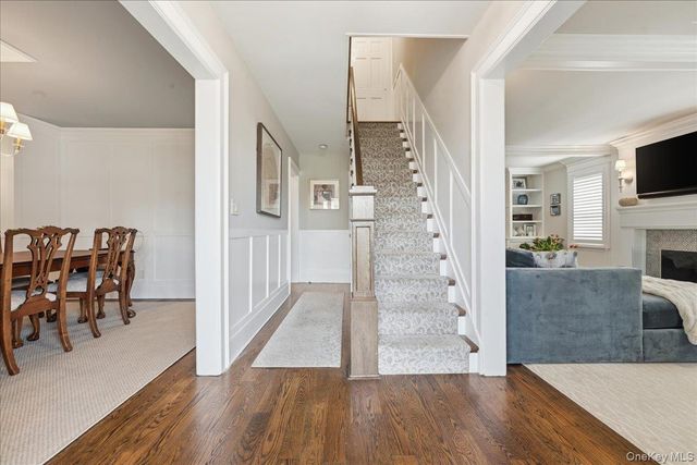 130 Wellington Road, Mineola, NY 11501