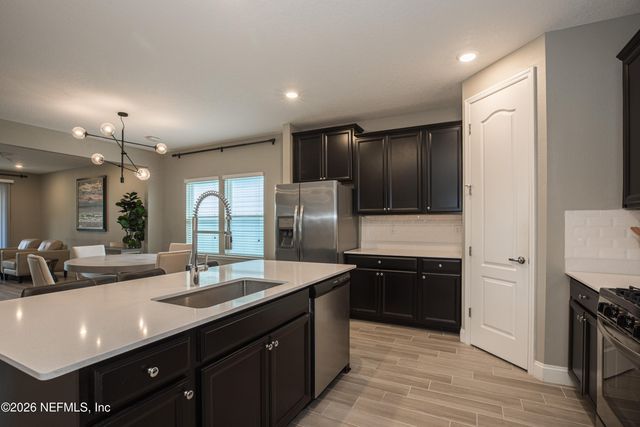 2618 ALEXIA Circle, Jacksonville, FL 32246