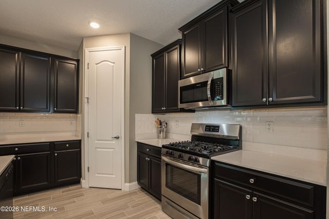 2618 ALEXIA Circle, Jacksonville, FL 32246