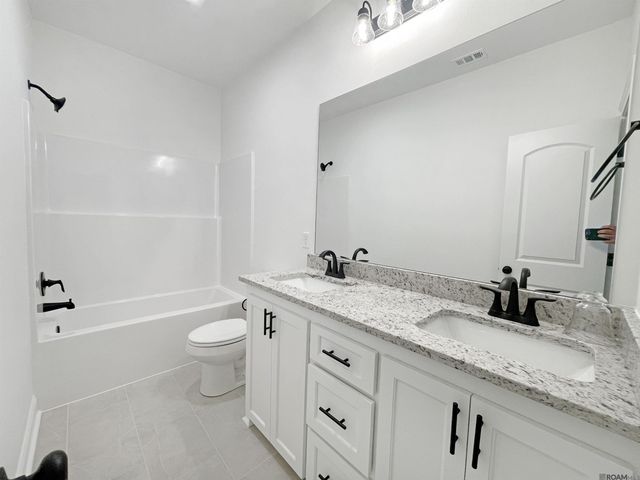 14721 Carroll Ave, Walker, LA 70785