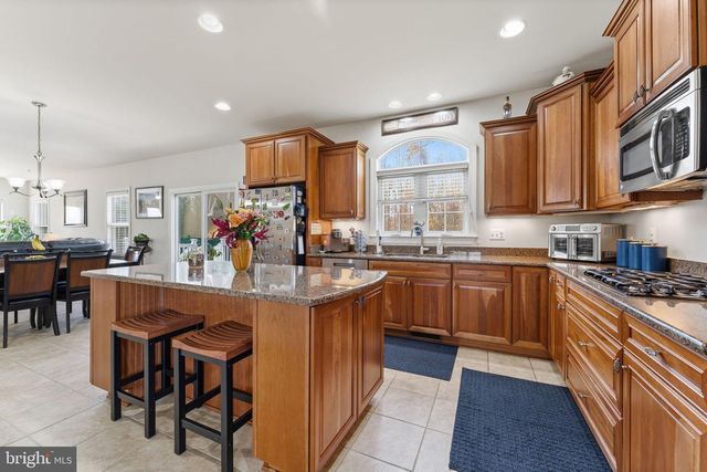 4505 COACHMANS PATH CT, Waldorf, MD 20601