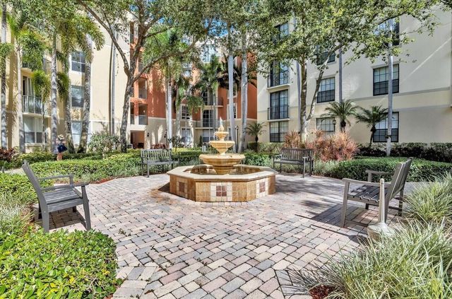 630 S Sapodilla Avenue 308, West Palm Beach, FL 33401