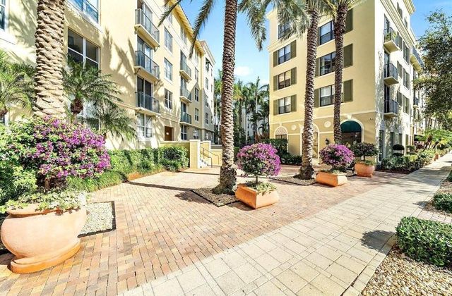 630 S Sapodilla Avenue 308, West Palm Beach, FL 33401