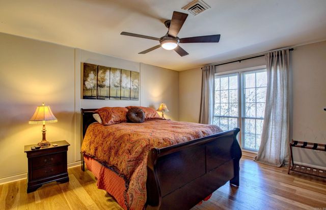 3901 Cedar Hill Road, #16, Little Rock, AR 72202