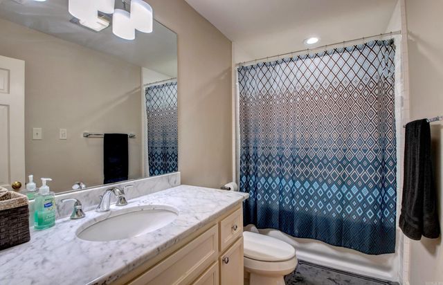 3901 Cedar Hill Road, #16, Little Rock, AR 72202