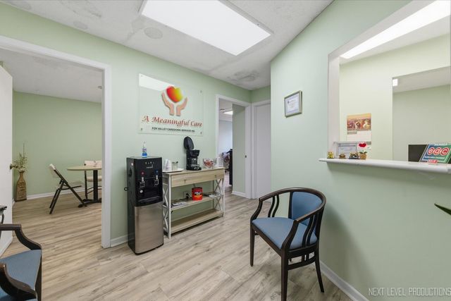 2000 Larkin Avenue 102, Elgin, IL 60123