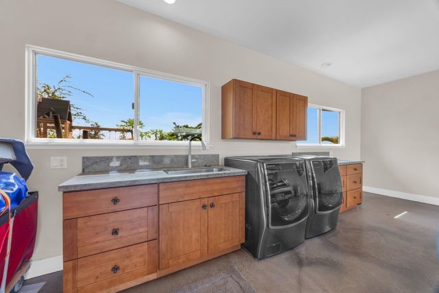 126 Hoomaikai Pl, Kula, HI 96790