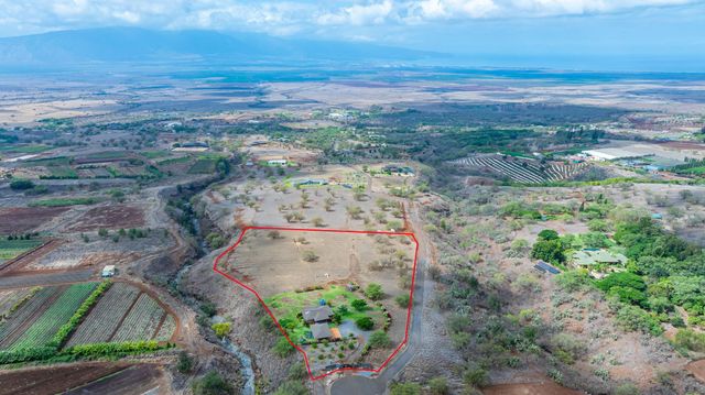 126 Hoomaikai Pl, Kula, HI 96790