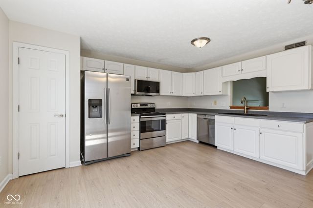 11535 Perkins Street, Carmel, IN 46032