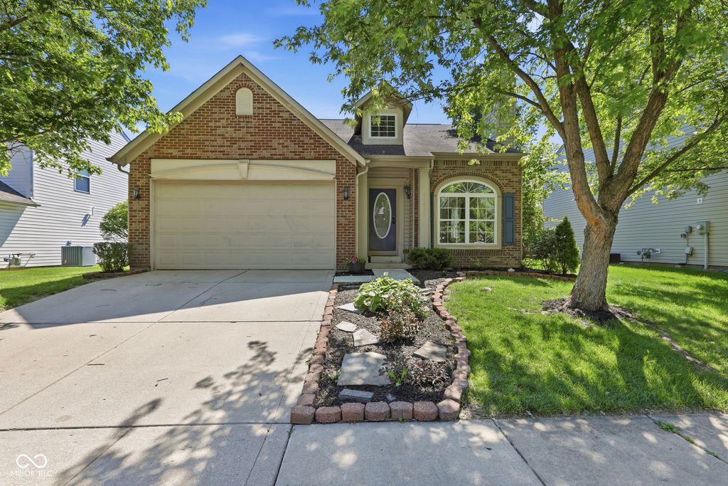11535 Perkins Street, Carmel, IN 46032