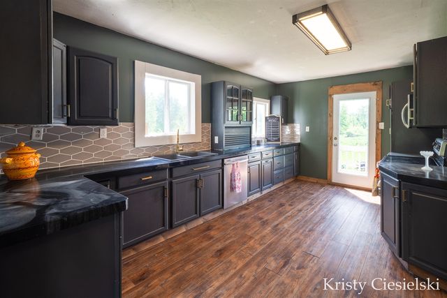 2162 S Stone Road, Fremont, MI 49412