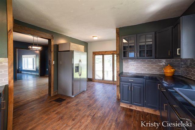2162 S Stone Road, Fremont, MI 49412