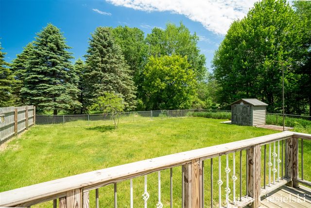 2162 S Stone Road, Fremont, MI 49412