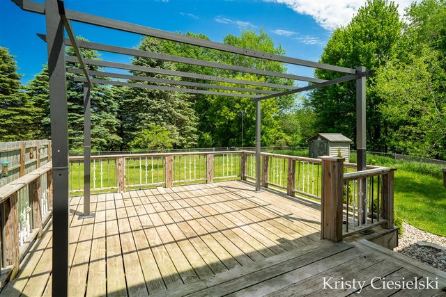 2162 S Stone Road, Fremont, MI 49412