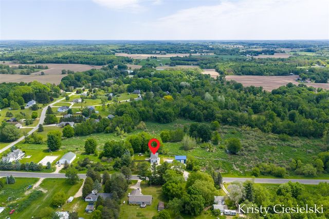 2162 S Stone Road, Fremont, MI 49412