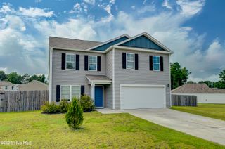 67 Fresh Air Drive, Hampstead, NC 28443