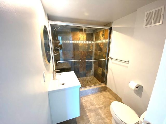 1 Las Olas Circle 905, Fort Lauderdale, FL 33316