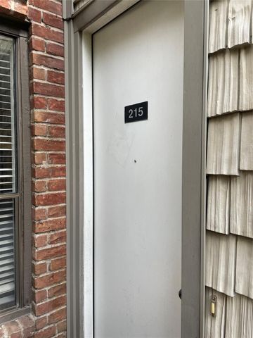 2829 Timmons Lane 215, Houston, TX 77027