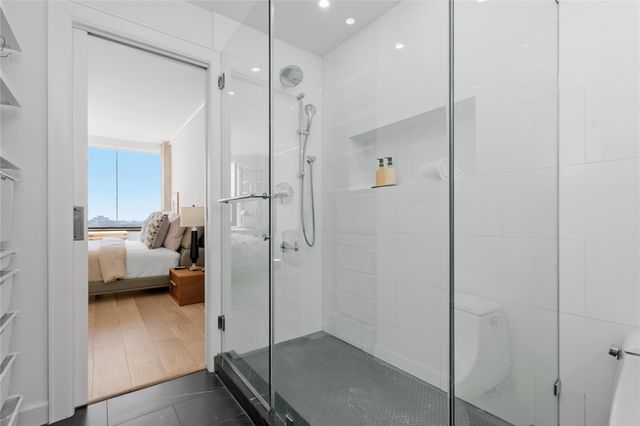 14 Greenway Plaza 23N, Houston, TX 77046