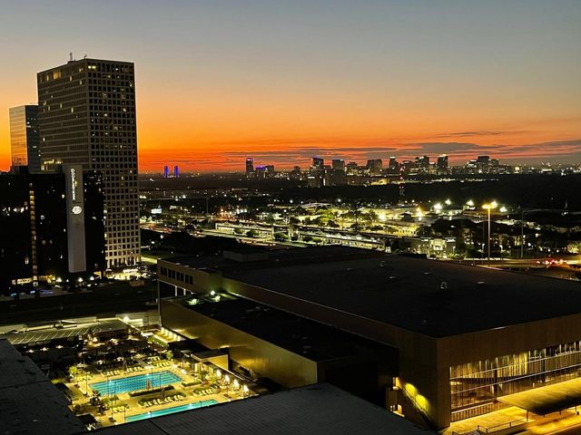 14 Greenway Plaza 23N, Houston, TX 77046