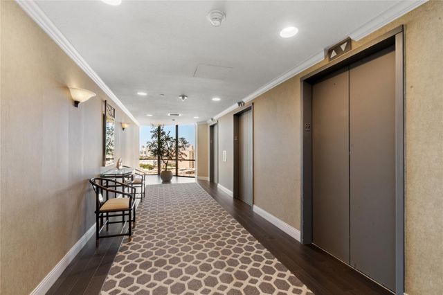 14 Greenway Plaza 23N, Houston, TX 77046