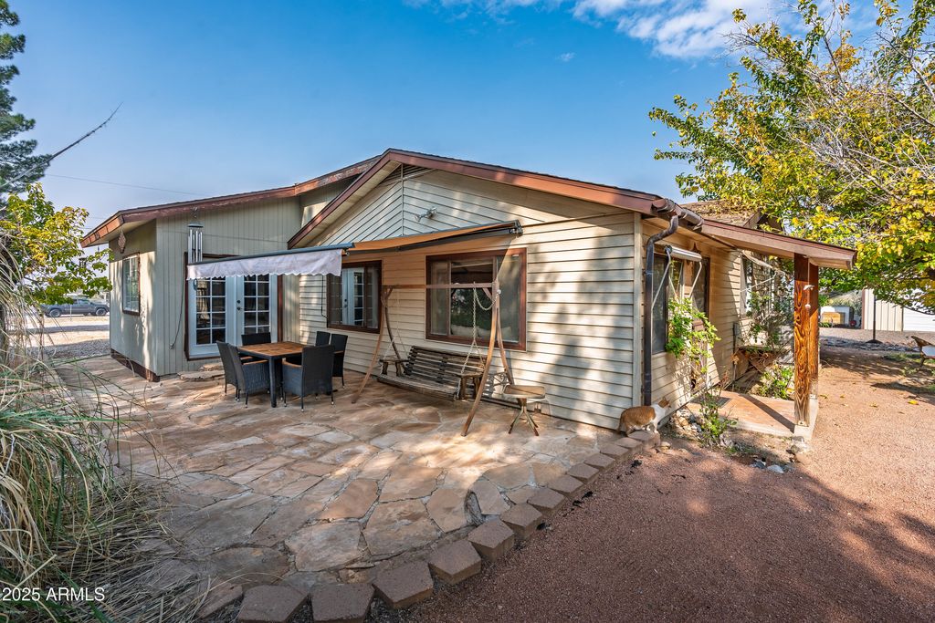 Image 21 of property listing at 3510 E Maybe Manana Way, Rimrock, AZ 86335