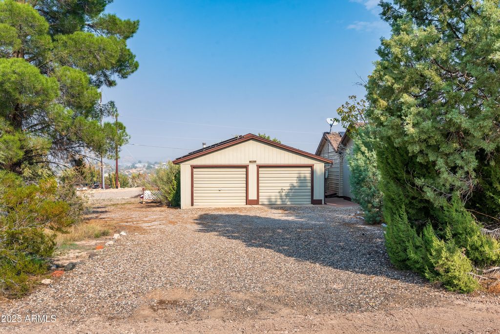 Image 26 of property listing at 3510 E Maybe Manana Way, Rimrock, AZ 86335