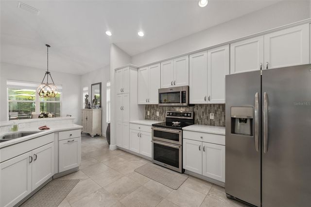 4843 AUDREY MARIE COURT, Oxford, FL 34484