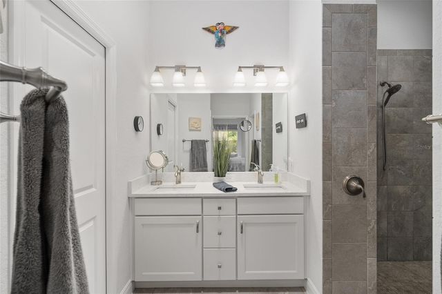 4843 AUDREY MARIE COURT, Oxford, FL 34484