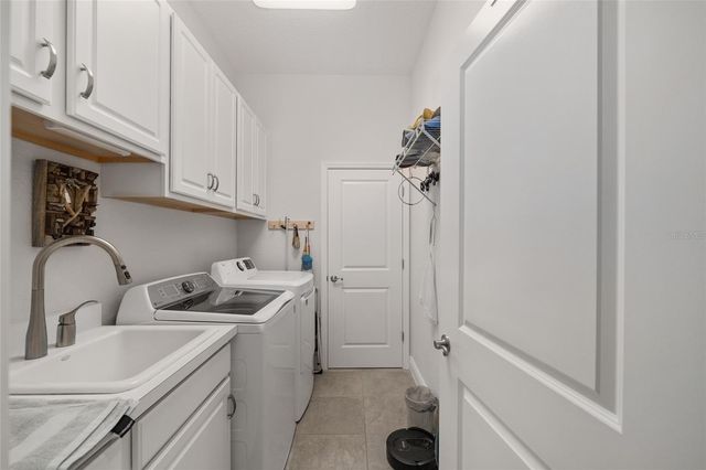 4843 AUDREY MARIE COURT, Oxford, FL 34484