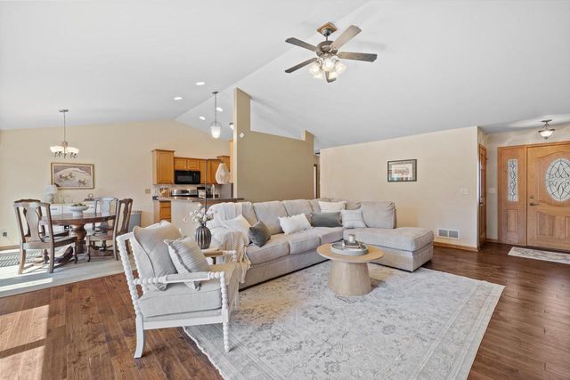 9333 Conifer COURT, Racine, WI 53406