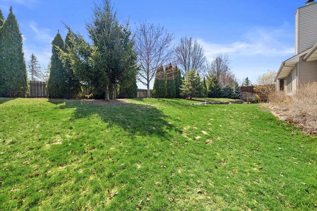 9333 Conifer COURT, Racine, WI 53406