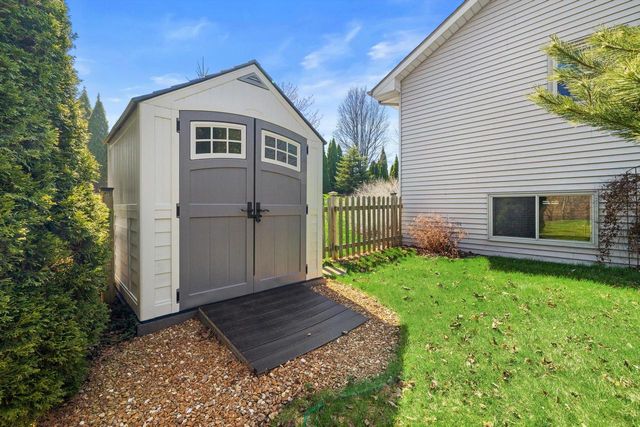 9333 Conifer COURT, Racine, WI 53406