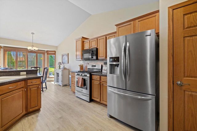 9333 Conifer COURT, Racine, WI 53406