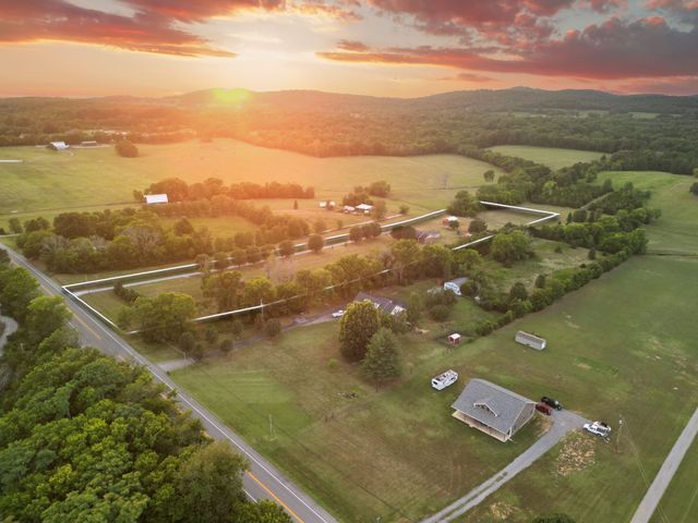 1002 Lebanon Hwy, Lebanon, TN 37087
