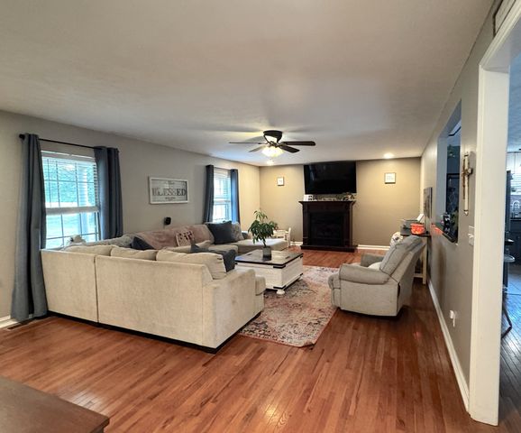 1002 Lebanon Hwy, Lebanon, TN 37087