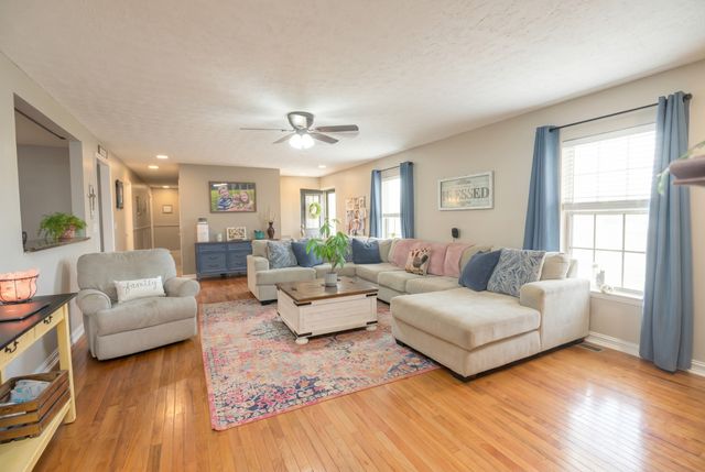 1002 Lebanon Hwy, Lebanon, TN 37087