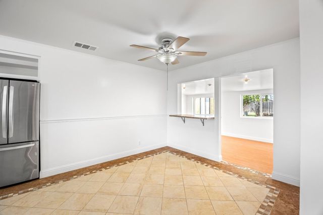 285 Kelton Drive, Salinas, CA 93906