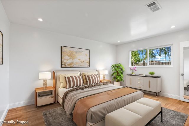 285 Kelton Drive, Salinas, CA 93906