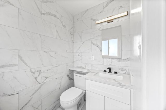 285 Kelton Drive, Salinas, CA 93906